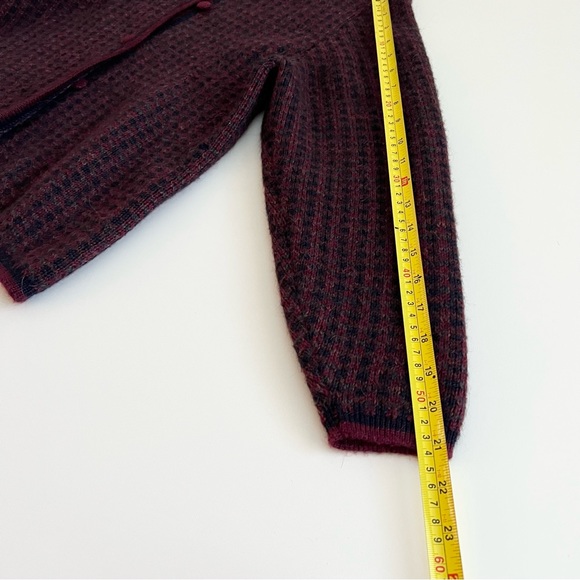 Genuine 100% Alpaca soft knit cardigan - Picture 7 of 11